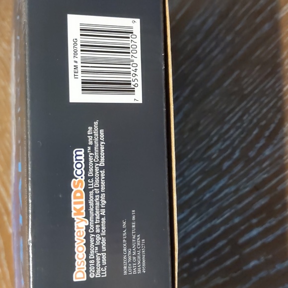 Kids Discovery Crystal Growing Kit with the STEM Seal of Authenticity - Picture 4 of 9